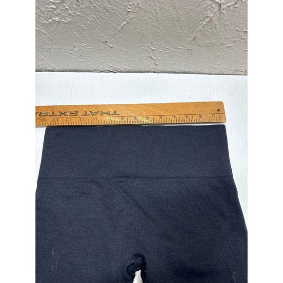 Lululemon In The Flow Crop II Black Yoga Tight Legging Black Women’s Size 6 - Picture 5 of 5